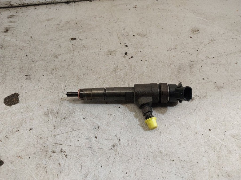 INJECTEUR FAP Peugeot Partner (GC / GF / GG / GJ / GK), Robert Bosch AG, Utilisé, Robert-Bosch-Allee 1
74232  Abstatt, DE, Engineering@bosch.com