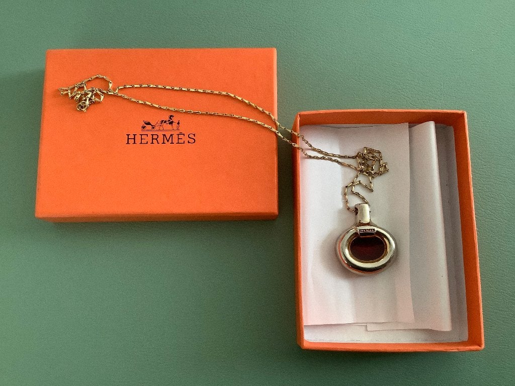 VINTAGE HERMÈS KETTINGHANGER JAREN 80&90 .PARIJS., Handtassen en Accessoires, Antieke sieraden, Ophalen, Overige materialen, Hanger