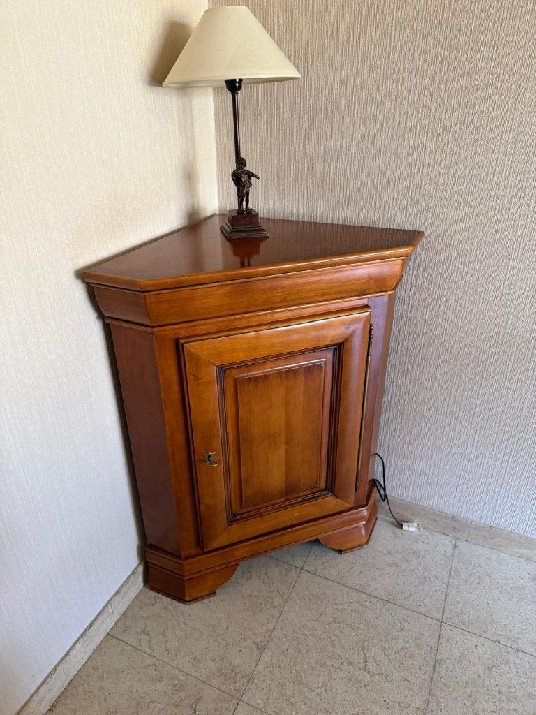 Hoekkast, Ophalen