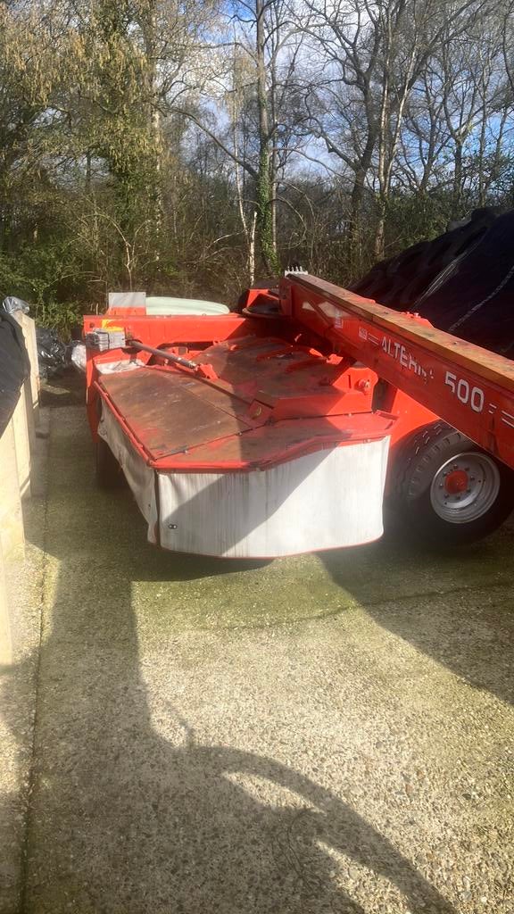 Kuhn maaier getrokken fc 500 alterna, Ophalen