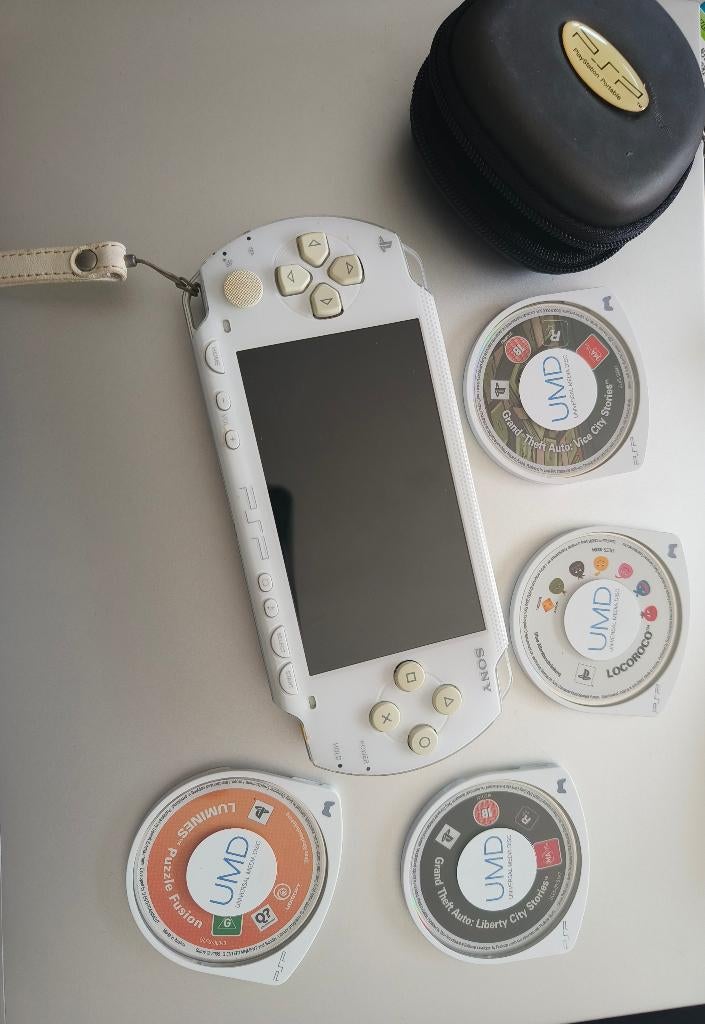 Playstation Portable - PSP - Inc Games, Enlèvement, Utilisé, Blanc, PSP