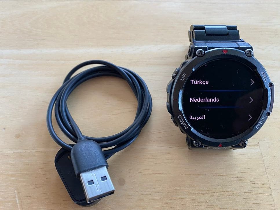 AmazFit T-Rex 2 Zwart, Bijoux, Sacs & Beauté, Montres connectées, Utilisé, Android, Noir, GPS, Étanche, Enlèvement