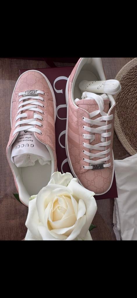 Chaussures gucci 38, Ophalen of Verzenden, Zo goed als nieuw, Schoenen