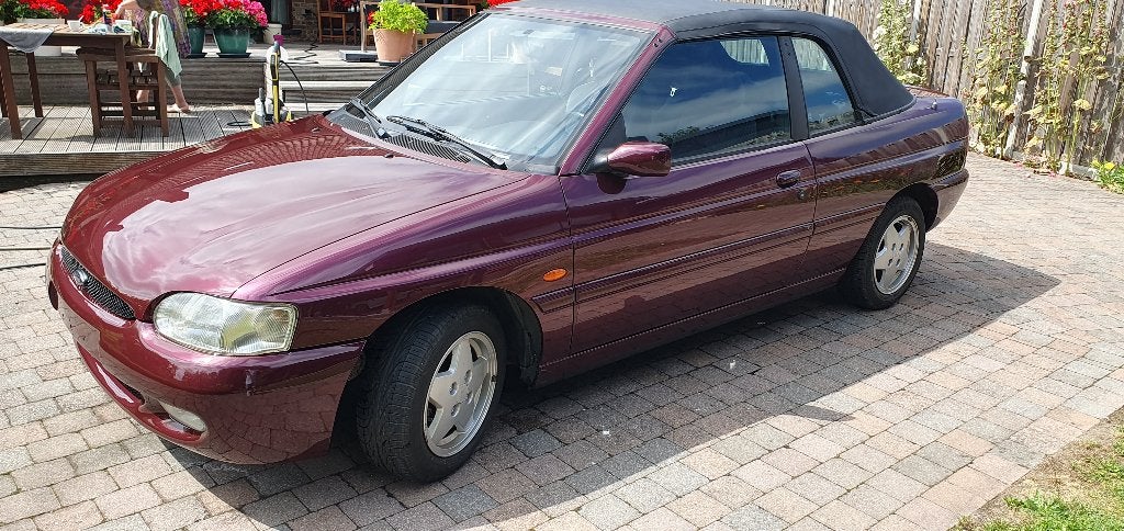 Ford escort Cabrio XR3i 130 PK van 1995, Autos, Achat, Alarme, Cabriolet, Boîte manuelle