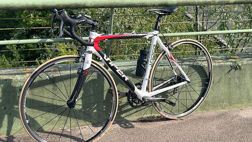 Carbon, Fietsen en Brommers, Ophalen, Zo goed als nieuw