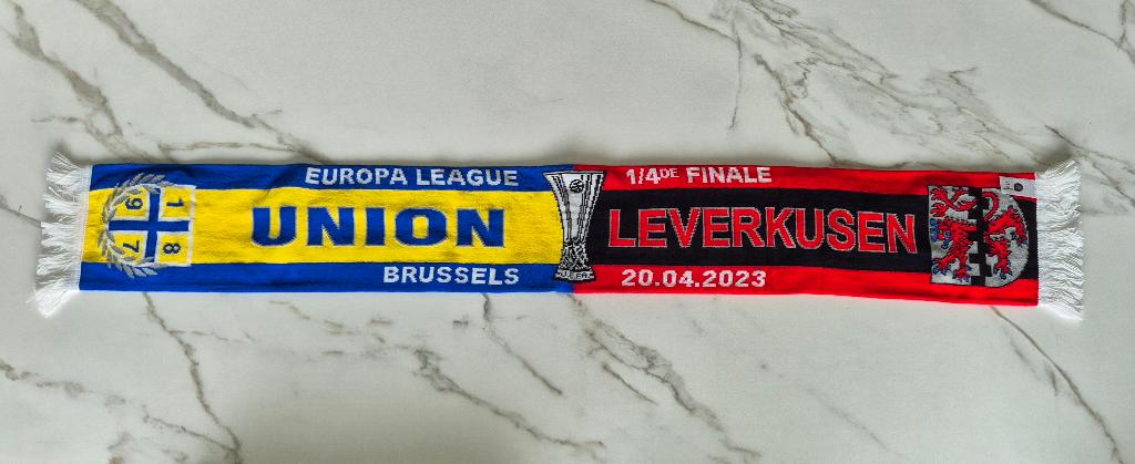 UEFA Europa League voetbalsjaal – Union SG-B Leverkusen 2023, Verzamelen, Sportartikelen en Voetbal, Ophalen, Nieuw, Vaantje of Sjaal