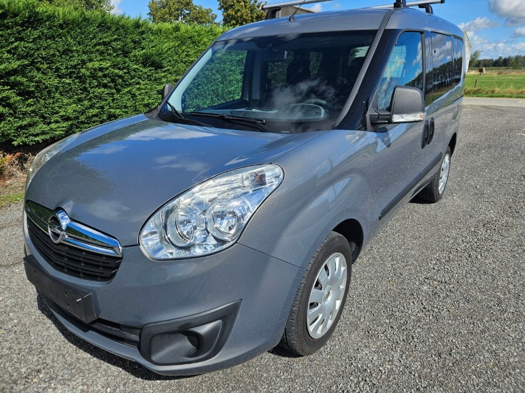 Opel Combo 5-zit 1.4 benzine 129000 km GEKEURD, Particulier, Benzine, Te koop