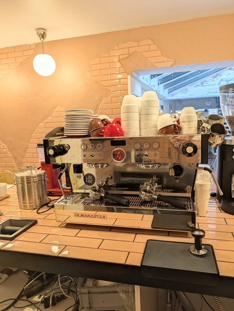 espressomachine: La Marzocco Linea PB, Ophalen, Zo goed als nieuw, Espresso apparaat