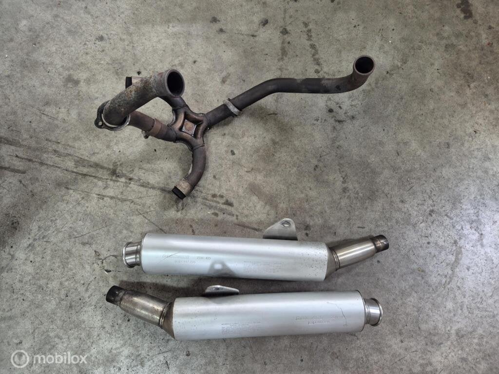 Uitlaatsysteem uitlaat dempers uitlaatdempers Monster 900, Gebruikt, Factorystore.service@ducati.com, Ophalen of Verzenden, Via Antonio Cavalieri Ducati, 74/5, 74/6, 40132 Bologna BO