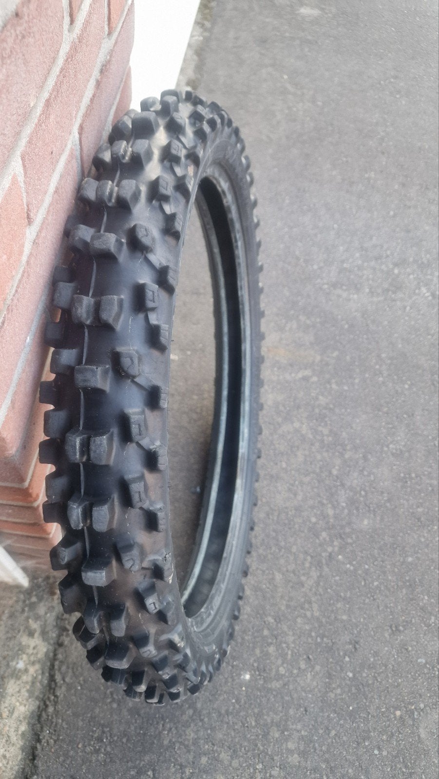 Dunlop geomax mx33f