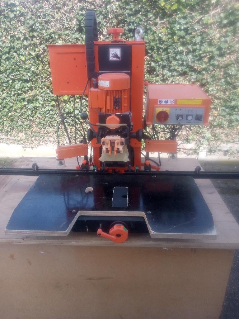 Blum Procenter 2000 scharnierboormachine met drevel functie, Doe-het-zelf en Bouw, Ophalen, Gebruikt, 600 watt of meer, Overige typen