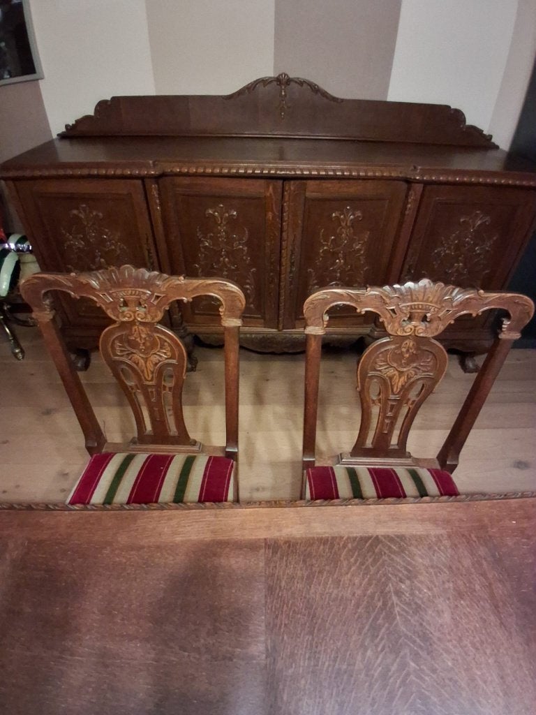 Grand buffet classique en bois, Enlèvement