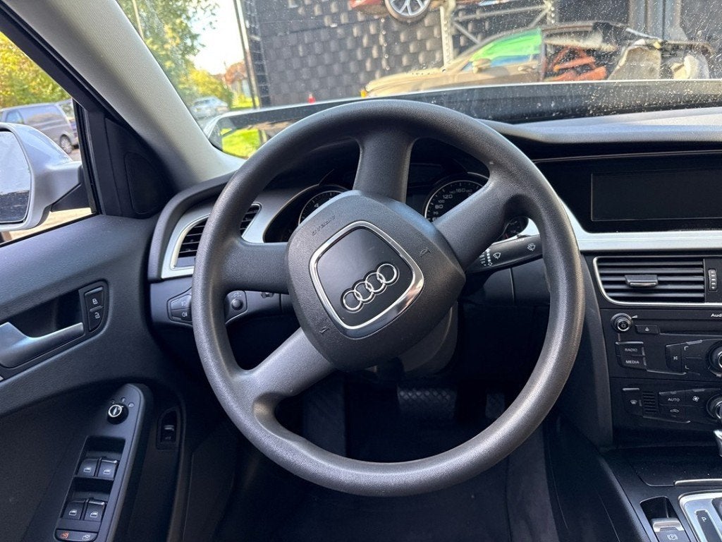 AIRBAG VOLANT Audi A4 (B8) (01-2007/12-2015) (|8K0880201|), Autos : Pièces & Accessoires, Auto-Union-Straße  1,
85057  Ingolstadt, DE