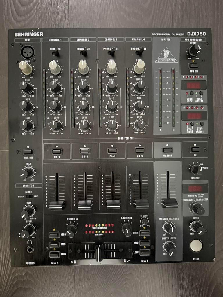 Professional DJ mixer DJX750, Enlèvement, Utilisé, Moins de 5 canaux, Entrée micro