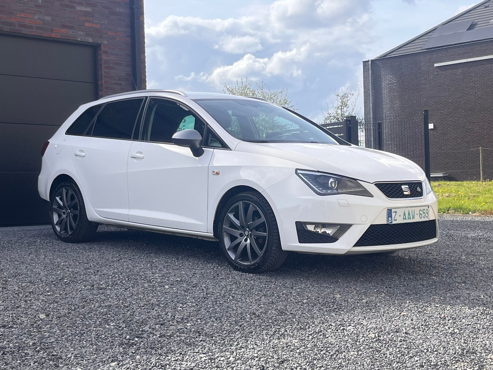 Seat Ibiza FR 1.2 benzine automaat, Navigatie, Cruise, Autos, 1197 cm³, Euro 5, Entreprise, Ibiza