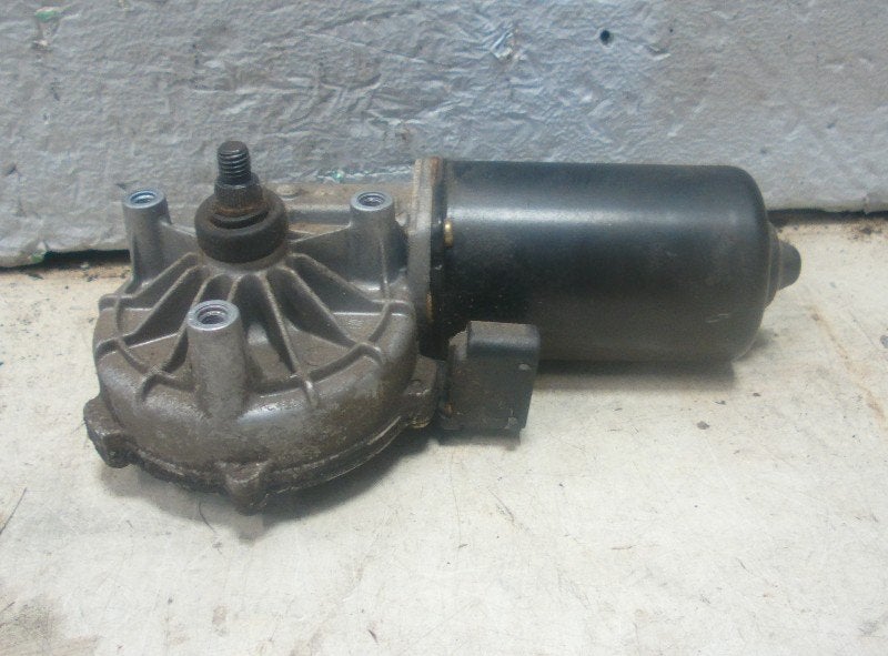 RUITENWISSERMOTOR VOOR BMW 5 serie (E39) (8-360-603), Gebruikt, BMW, Petuelring 130
80809  München, DE, Bayerische Motoren Werke AG
