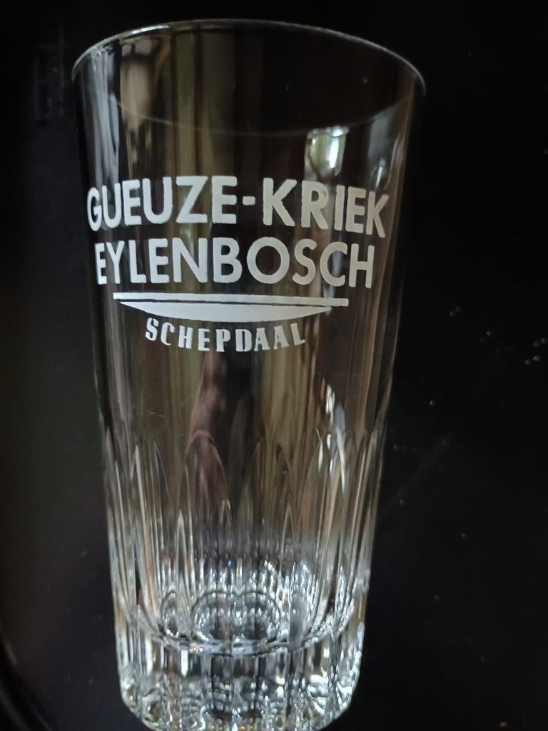 Gueuze kriek Eylenbosch oud bierglas, Verzamelen, Biermerken, Ophalen of Verzenden