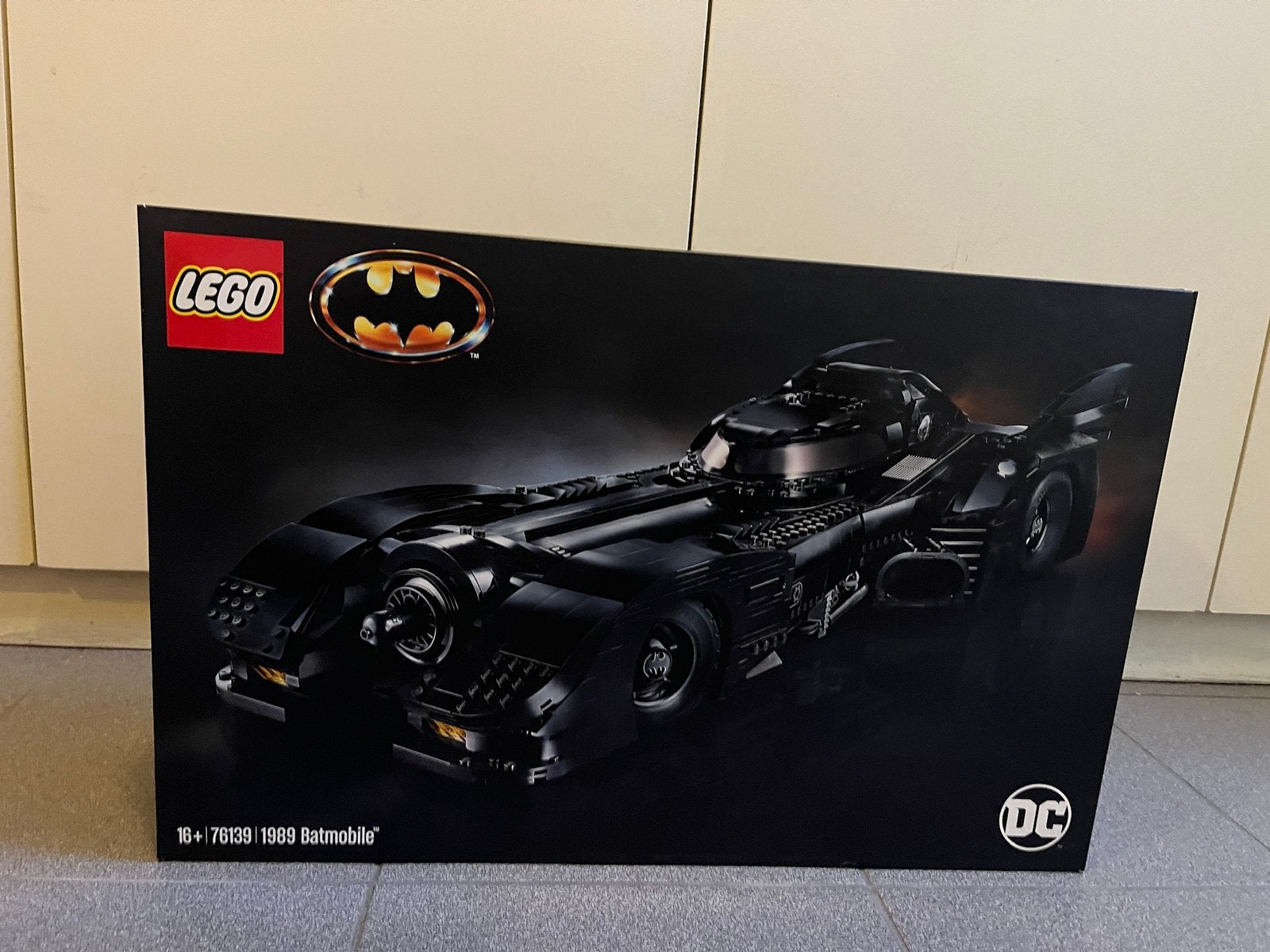 Collectors LEGO Batman Batmobiel SEALED, Kinderen en Baby's, Speelgoed | Duplo en Lego, Ophalen, Overige thema's, Lego, Zo goed als nieuw