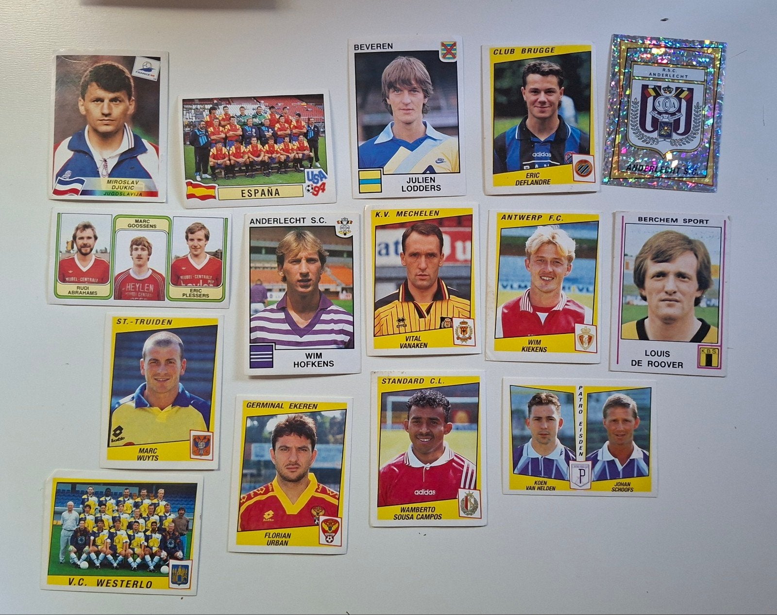 Lot de stickers panini coupe du monde de football + compétit, Enlèvement ou Envoi, Comme neuf, Plusieurs autocollants