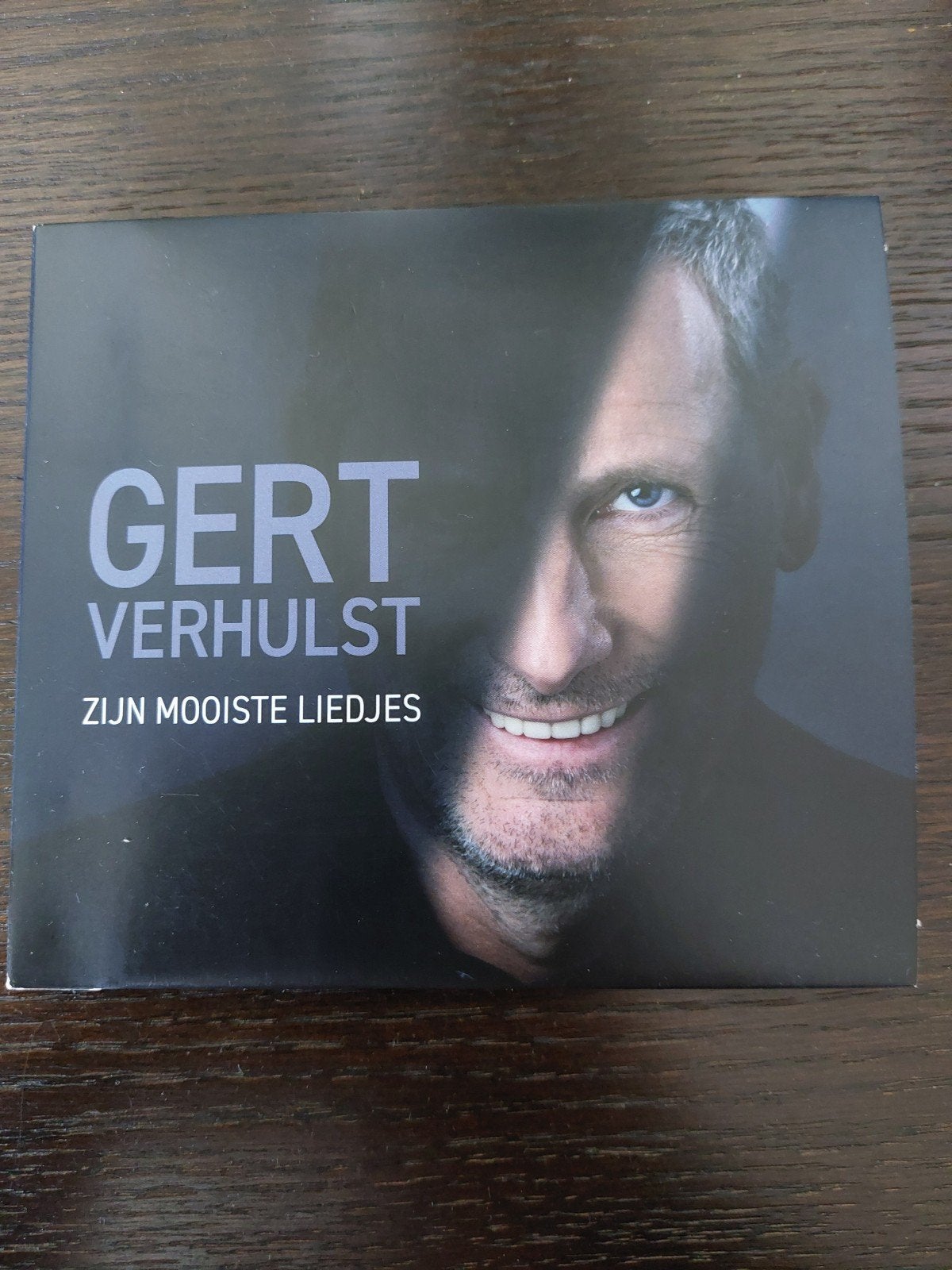Gert Verhulst ‎– Zijn mooiste liedjes
(Studio 100), Verzenden, Zo goed als nieuw