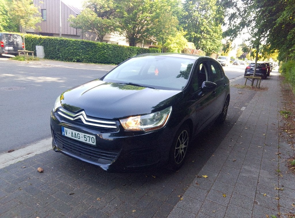 Citroën C4 1.4i, Auto's, Voorwielaandrijving, Euro 5, Stof, Zwart
