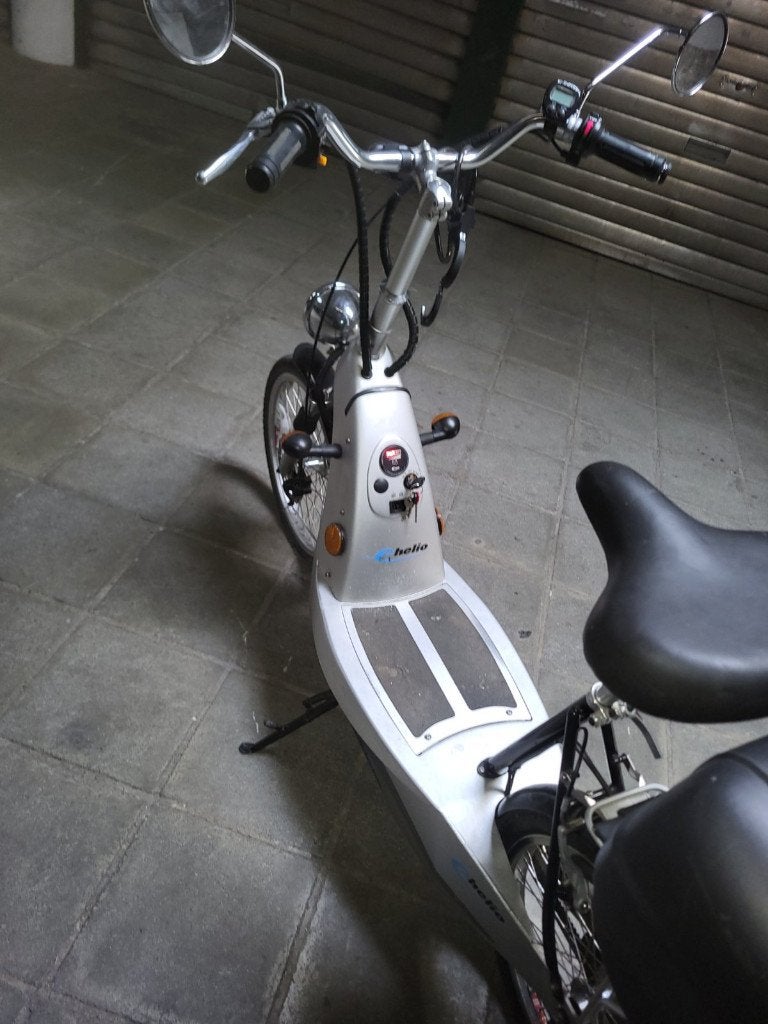 trotinette electrique, Enlèvement, Comme neuf