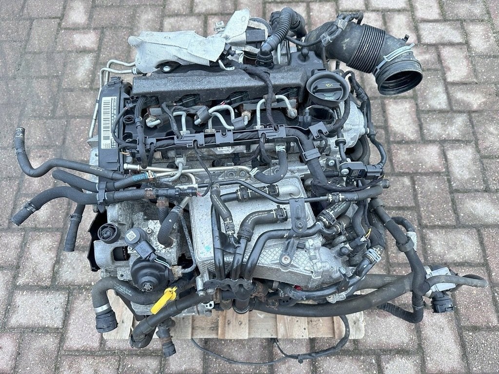 Moteur CRLD Complet LEON PASSAT GOLF VW SEAT, Envoi, Utilisé, Skoda