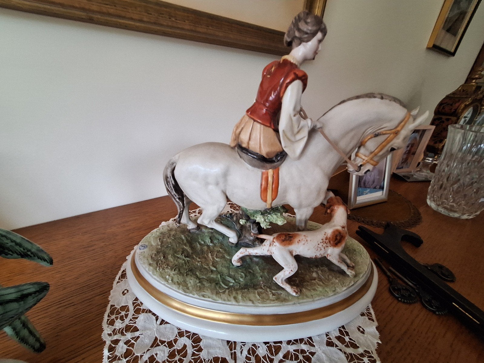 prachtige capodimonte porseleinen beeld Amazone te paard, Ophalen