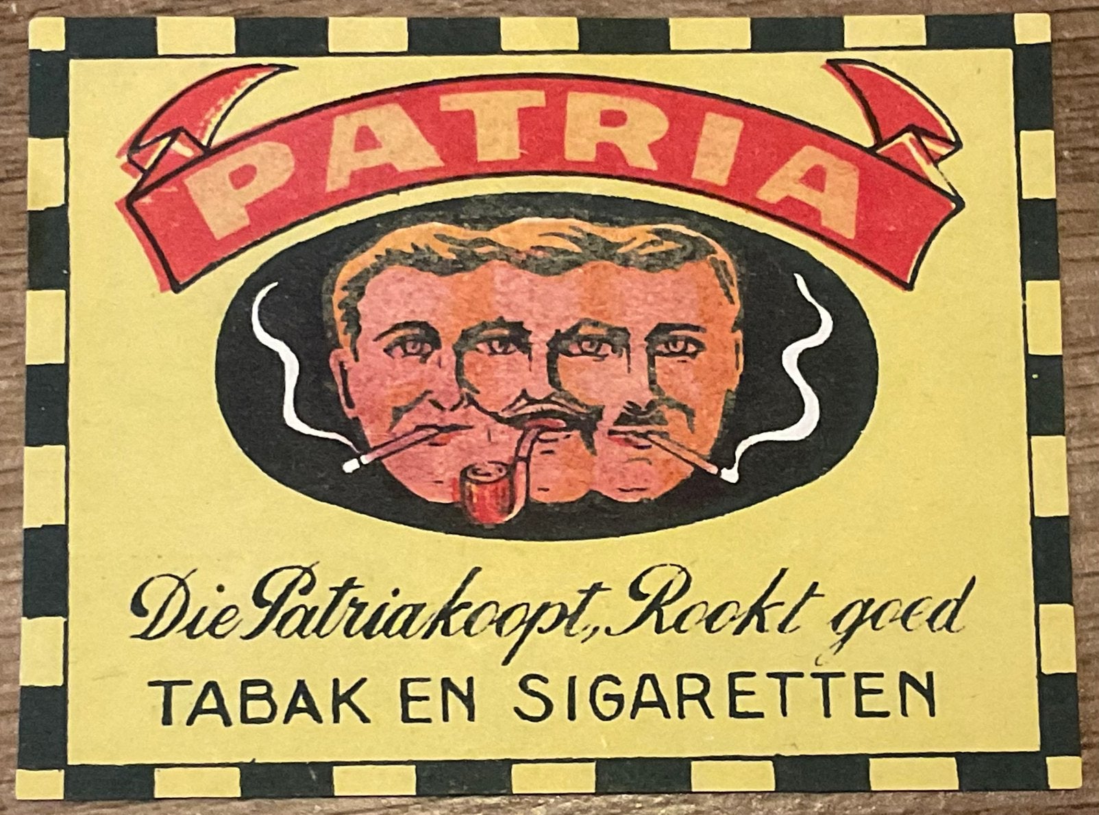 PATRIA TABAK/SIGARETTEN/oud luciferpaketiket, Enlèvement ou Envoi, Comme neuf, Autres types