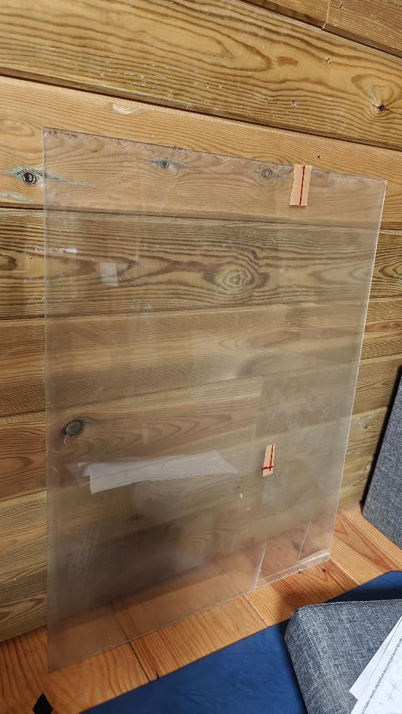 [RECHERCHÉ] Bonne découpe dans du plexiglas ?, Bricolage & Construction, Enlèvement ou Envoi, Utilisé, Autres matériaux, Moins de 20 mm