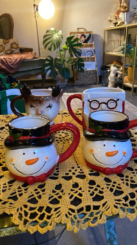 4 tasses de Noël, Enlèvement, Utilisé, Tasse(s) et/ou soucoupe(s)