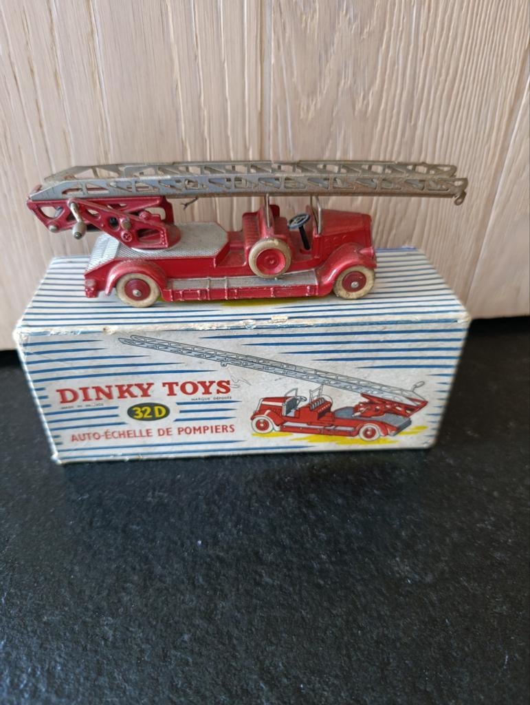 Originele Dinky toys brandweerwagen, Ophalen