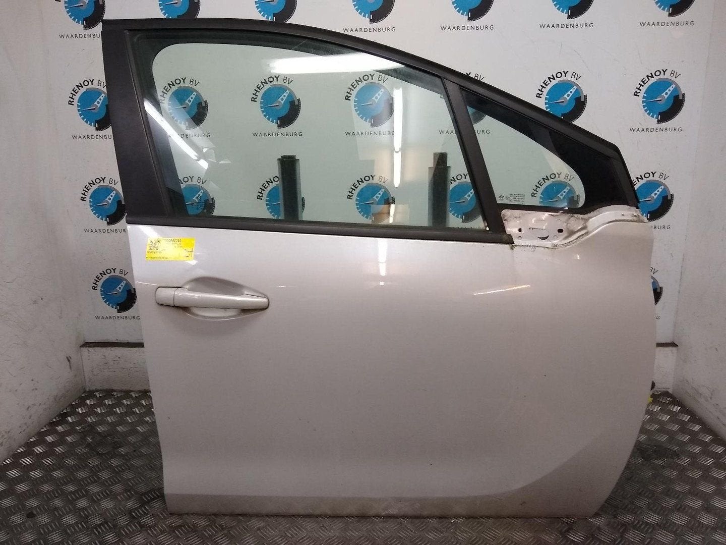 PEUGEOT 208 1.2 PureTech Active PORTIER RV 2015, Ophalen of Verzenden, Gebruikt, ARN erkend