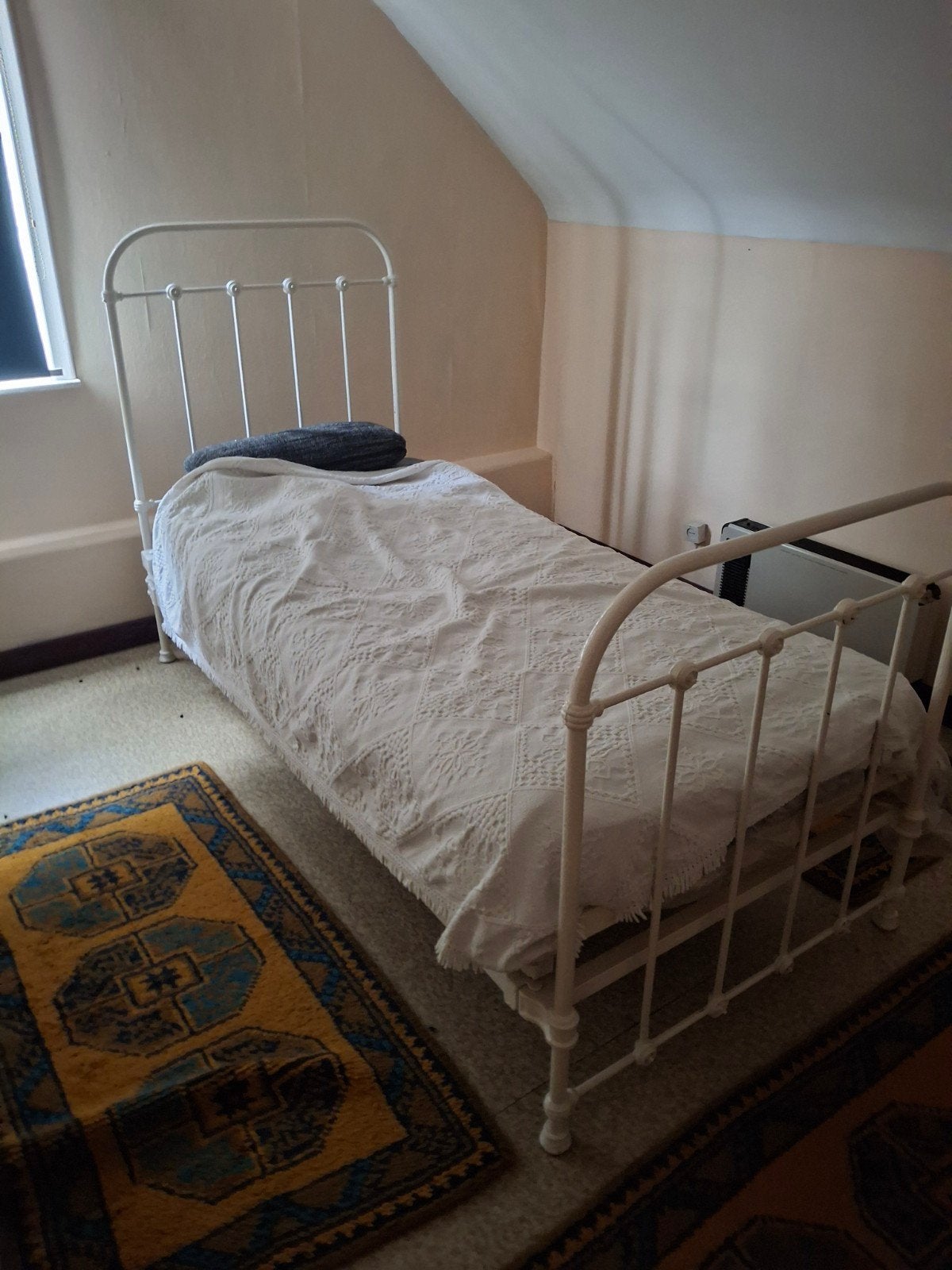 Metalen vintage bed, Huis en Inrichting, Slaapkamer | Bedden, Ophalen