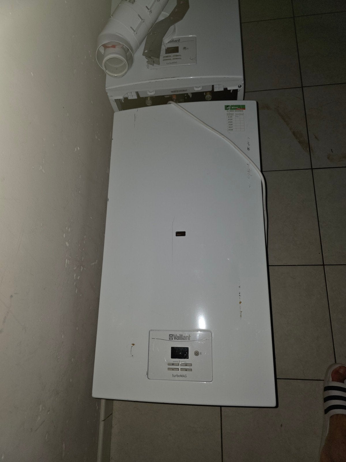 Vaillant turboMAG 2x toestellen met alle toebehoren, Bricolage & Construction, Chauffe-eau & Boilers, Enlèvement, Comme neuf, Chauffe-eau