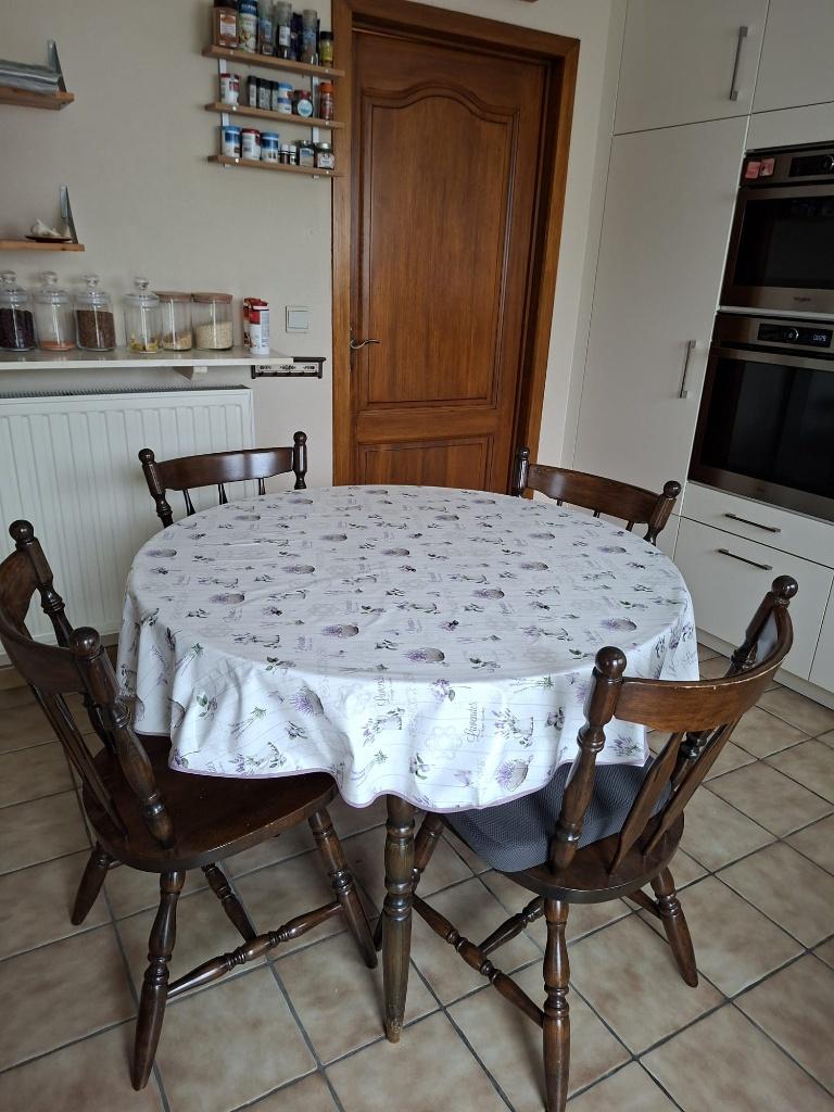 Keukentafel met 6 stoelen, Ophalen, Gebruikt