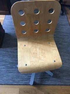 2 Chaises de bureau à roulettes en bois Ikea, Enlèvement, Utilisé
