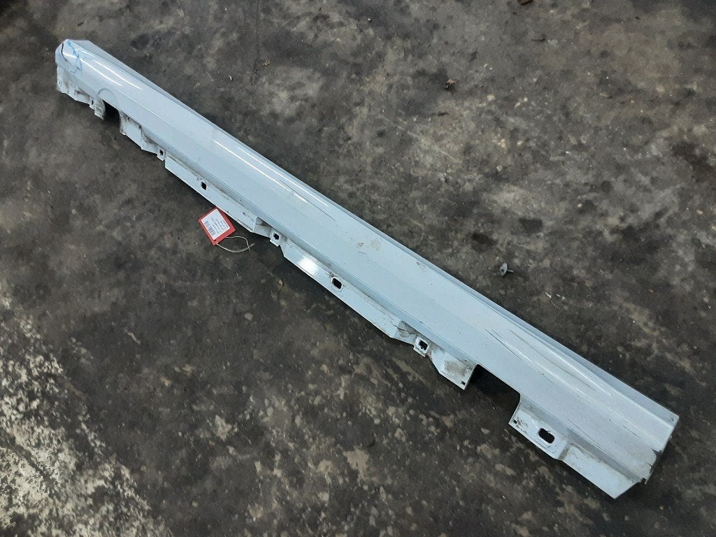DORPEL RECHTS Mercedes-Benz A (177.0) (01-2018/12-2026), Auto-onderdelen, Gebruikt, Mercedes-Benz, Dialog.mb@mercedes-benz.com