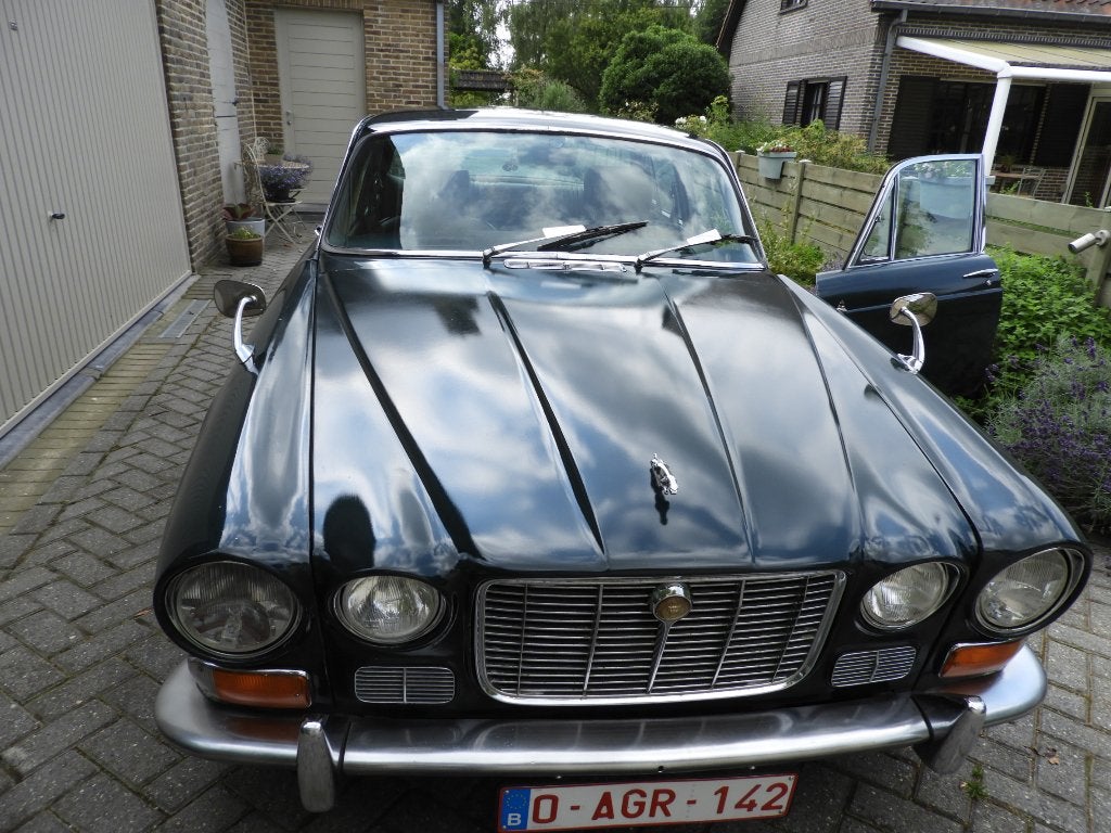Oldtimer, Auto's, Jaguar, Automaat, 4 deurs, Achterwielaandrijving, Beige