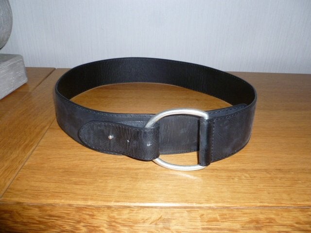 zwarte dames riem, 100cm op 6 cm, Kleding | Dames, Zwart, Ophalen of Verzenden, Zo goed als nieuw, 5 cm of meer