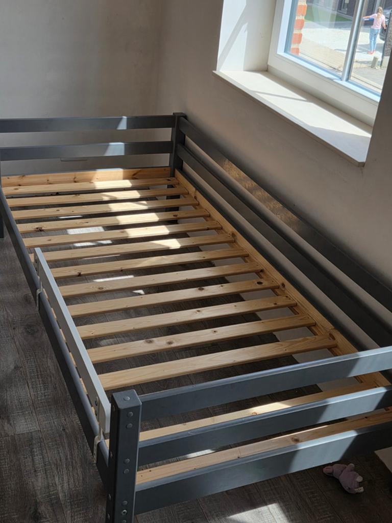 1 persoonsbed, Huis en Inrichting, Slaapkamer | Bedden, Ophalen