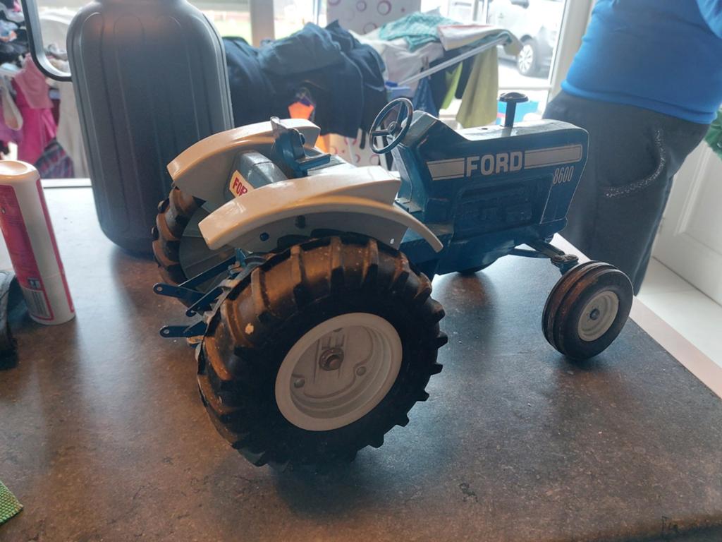 Ford tractor 8600 jaren 70, Enlèvement ou Envoi