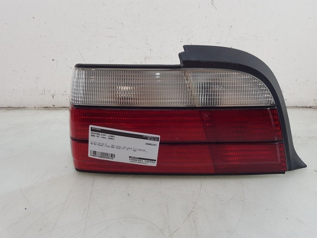 FEU ARRIÈRE GAUCHE BMW 3 serie (E36 / 2) (01-1991/04-1999), Utilisé, BMW, Petuelring 130
80809  München, DE, Bayerische Motoren Werke AG