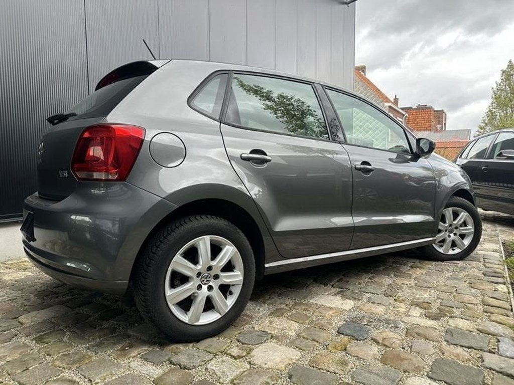 Volkswagen Polo TSI Highline 105pk 6 vitesse,Mooie opties/, Auto's, Volkswagen, Euro 5, Blauw, 124 g/km, Stadsauto
