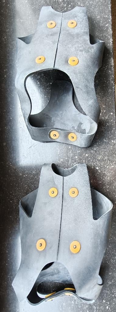 Antislip overschoenen - 2 paar ijssporen, Ophalen, Nieuw