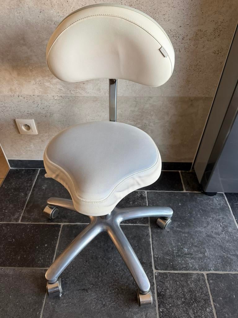 Bentlon pedicure stoel op wielen, Huis en Inrichting, Ophalen, Kunststof, Wit, Zo goed als nieuw
