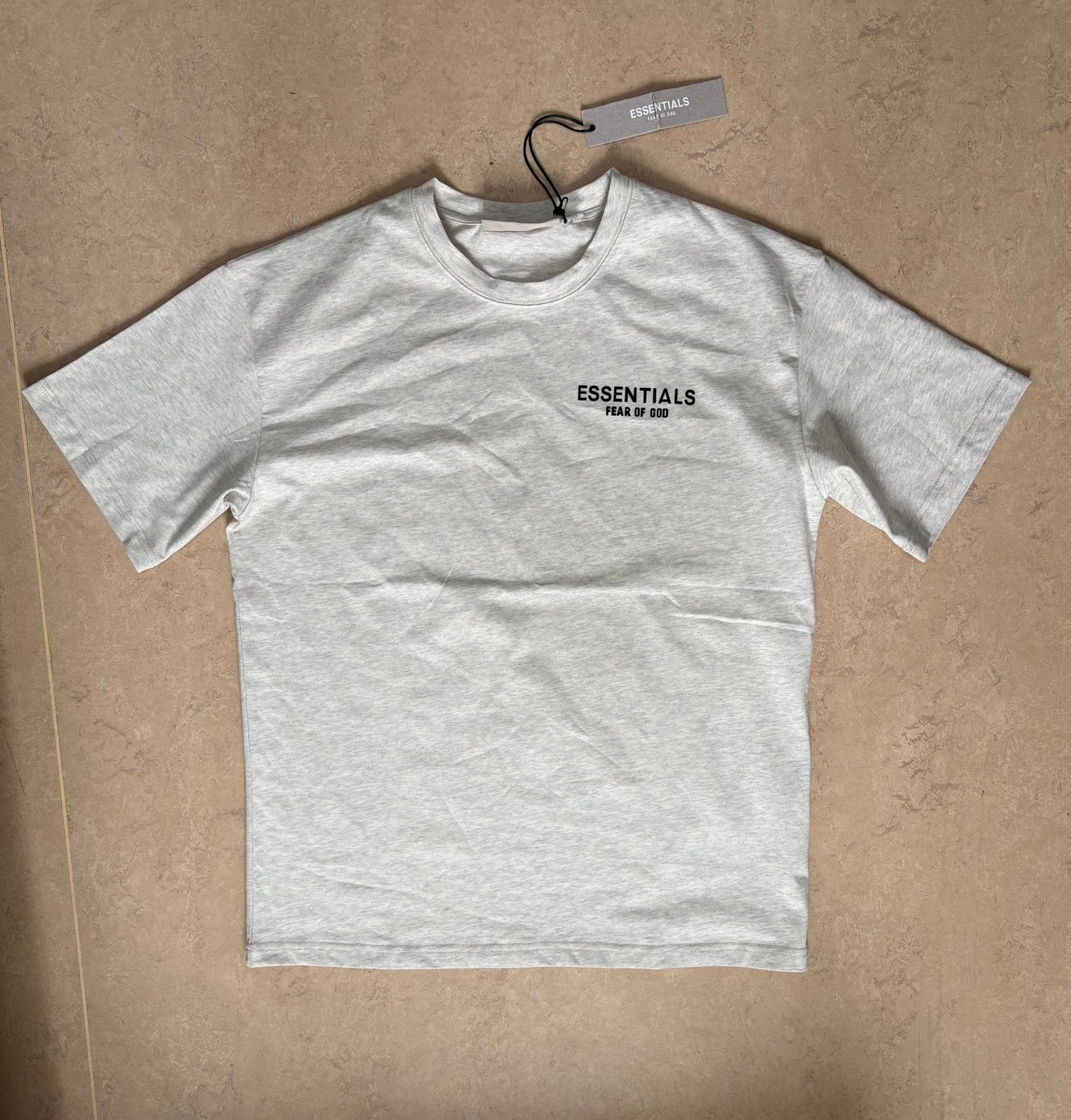 Essentials light oatmeal T-shirt, Kleding | Heren, Ophalen of Verzenden, Zo goed als nieuw, Maat 46 (S) of kleiner
