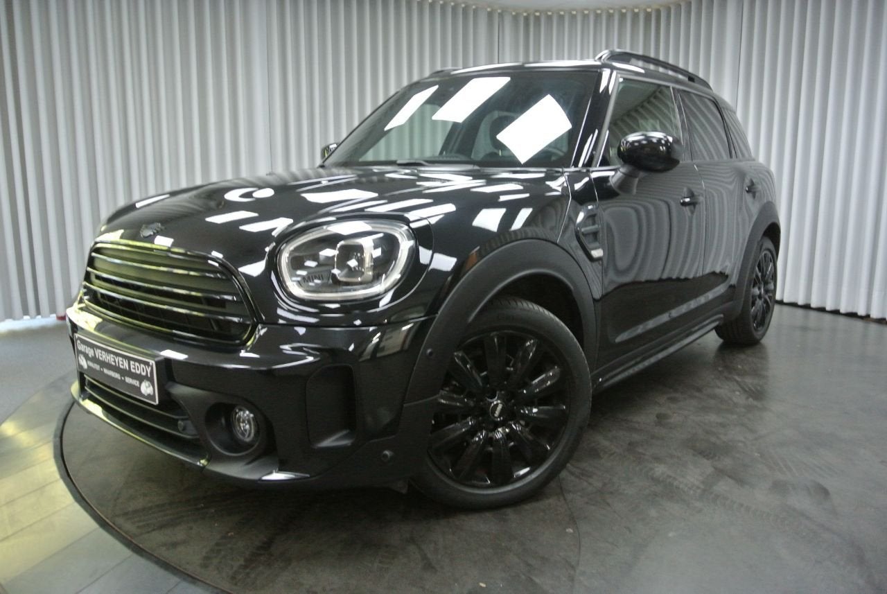 MINI Cooper Countryman (bj 2022, automaat), Auto's, Gebruikt, 136 pk, Zwart, Leder