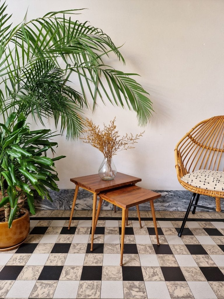 Vintage midcentury nesting tafeltjes | bijzettafeltjes, Maison & Meubles, Tables | Tables d'appoint, Vintage, Moins de 55 cm, Enlèvement