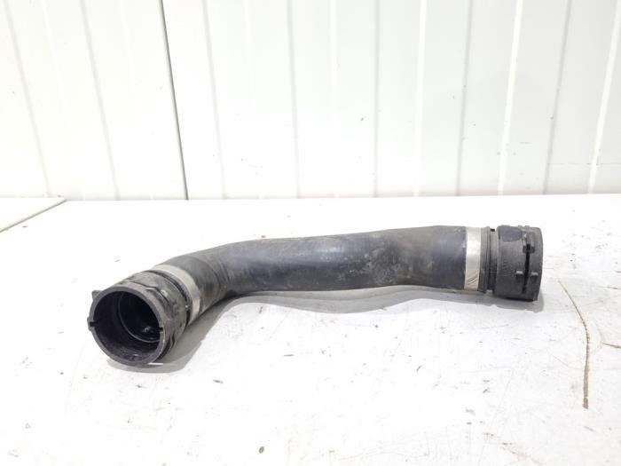 Tuyau radiateur d'un Audi A8, -, 3 mois de garantie, Audi, Utilisé